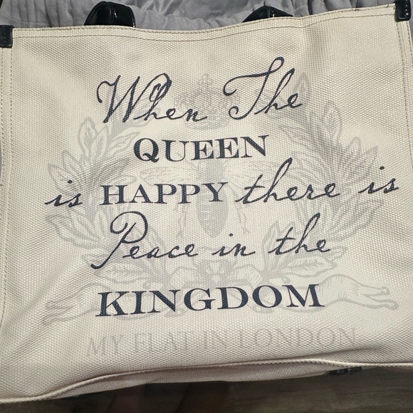 My flat in London bag with pearl accents - Picture 2 of 8